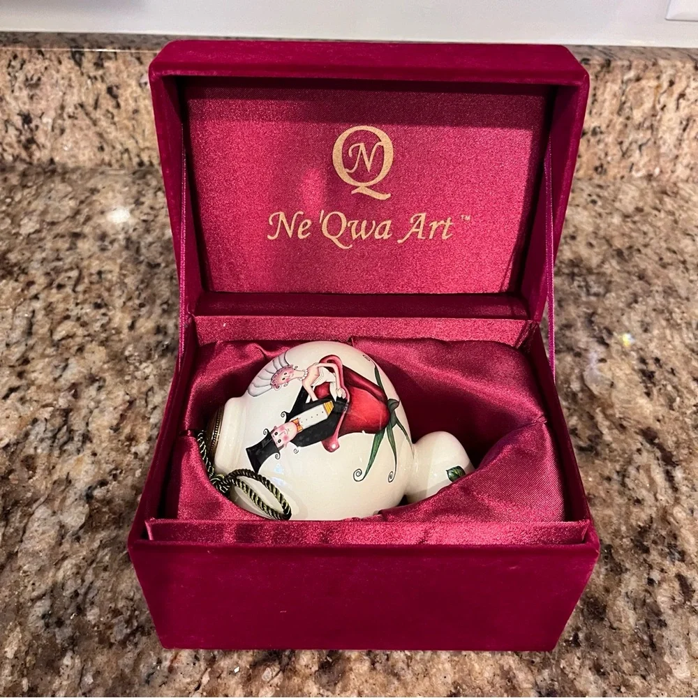 NE'QWA Art Scottland Bed of Roses Bride & Groom Wedding Ornament Clare Mackie